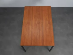 Table à manger extensible modèle 3707 par Gispen, Pays-Bas, années 1960.