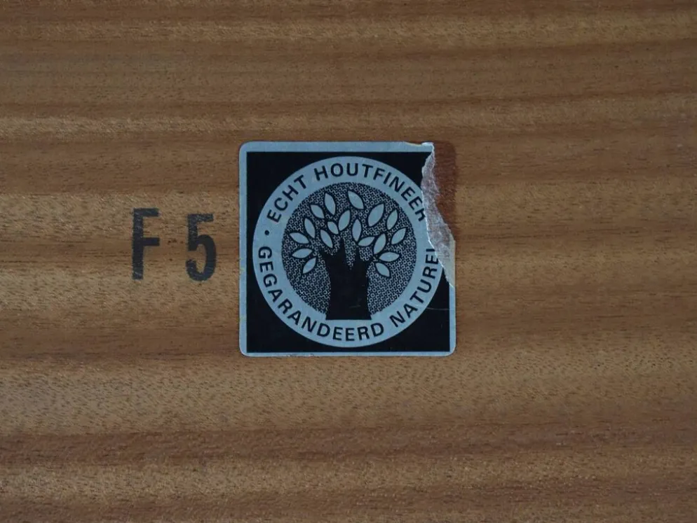 Table à manger extensible modèle 3707 par Gispen, Pays-Bas, années 1960.