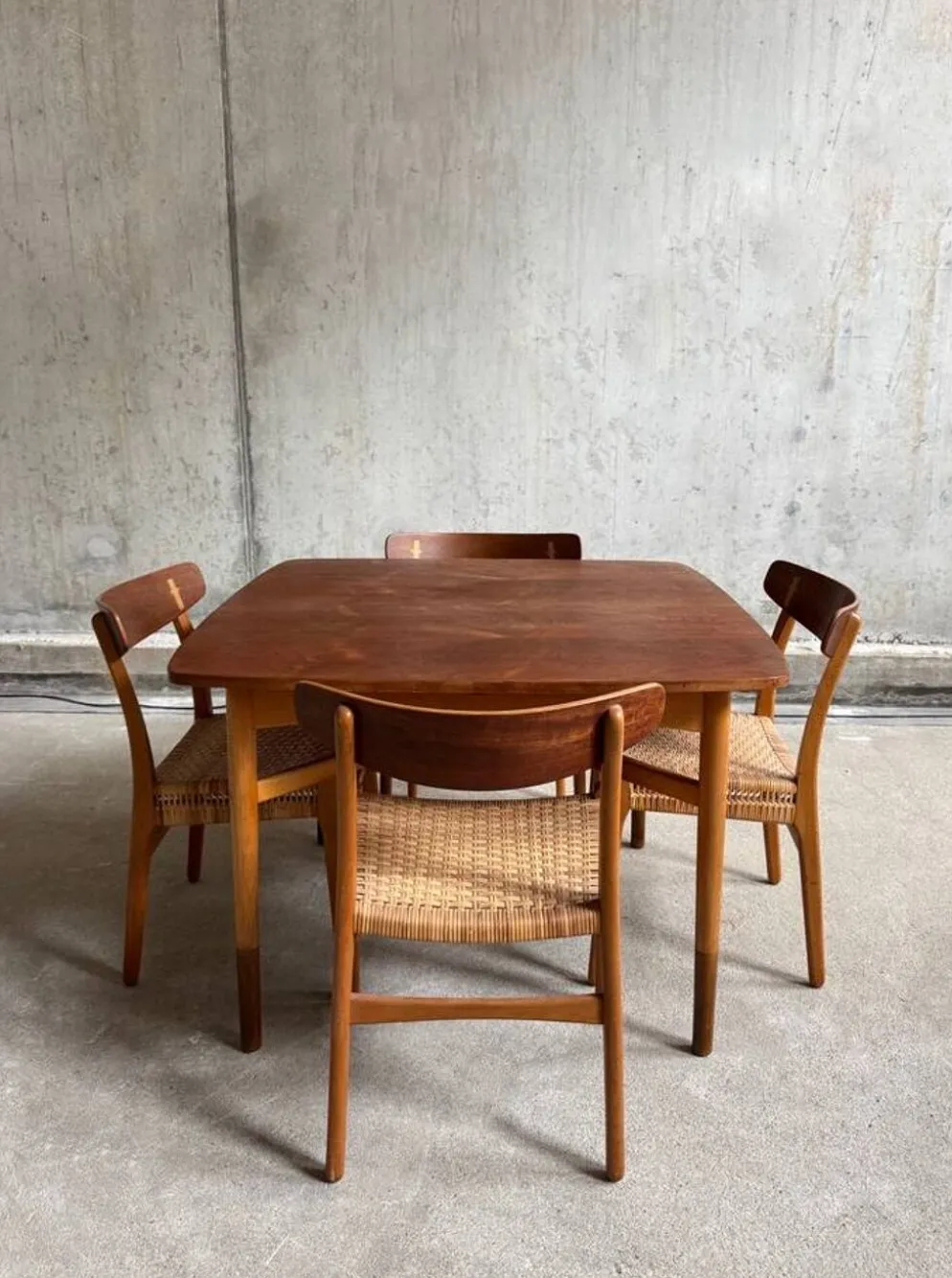 Table à manger extensible par Kurt Østervig et Carl Madsen pour P Jeppesen møbel