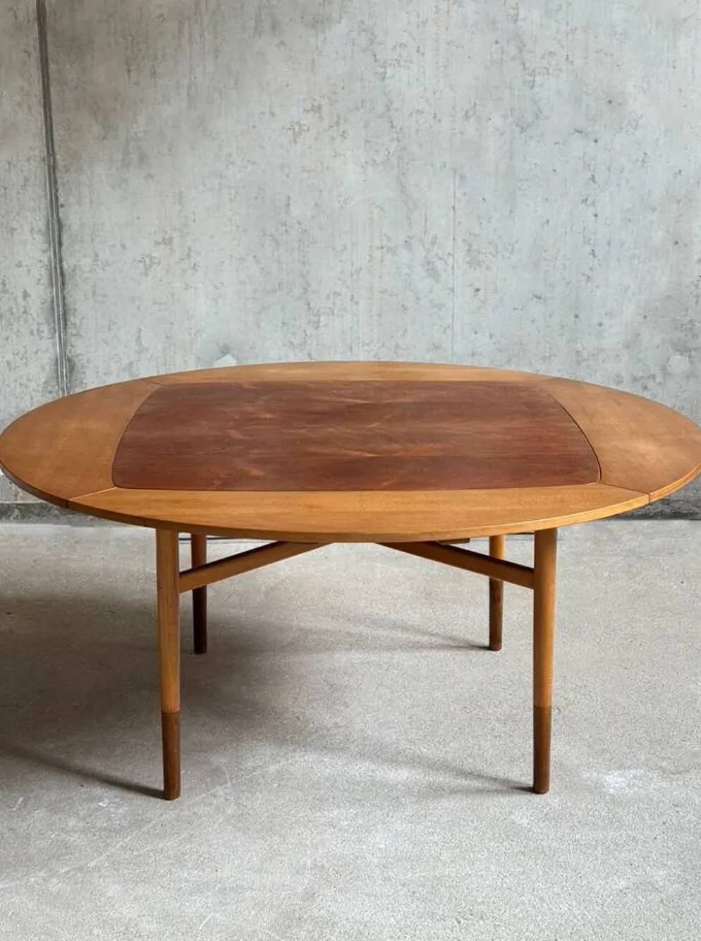 Table à manger extensible par Kurt Østervig et Carl Madsen pour P Jeppesen møbel