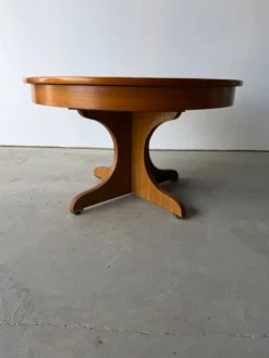 Table à manger extensible ronde à piètement en croix