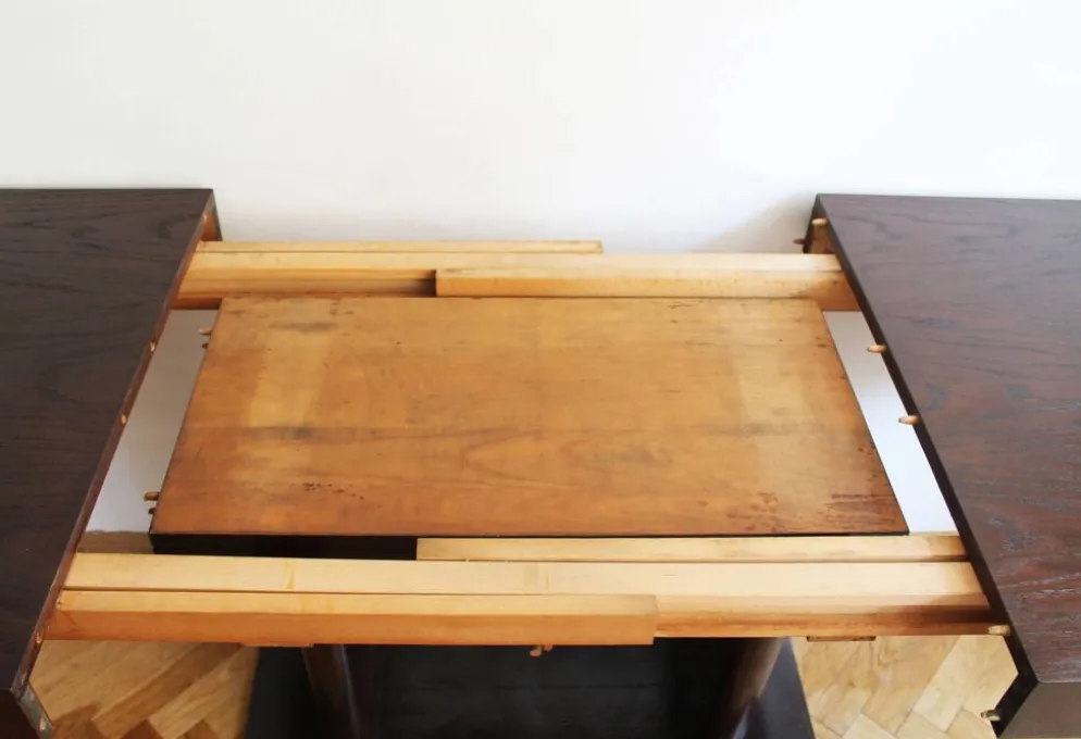 Table à manger extensible UP Brno par Jindrich Halabala, années 1930