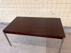 Table à manger extensible vintage par Vform