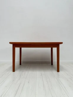 Table à manger extensible vintage danoise en teck des années 1960 par Vamo Sønderborg.