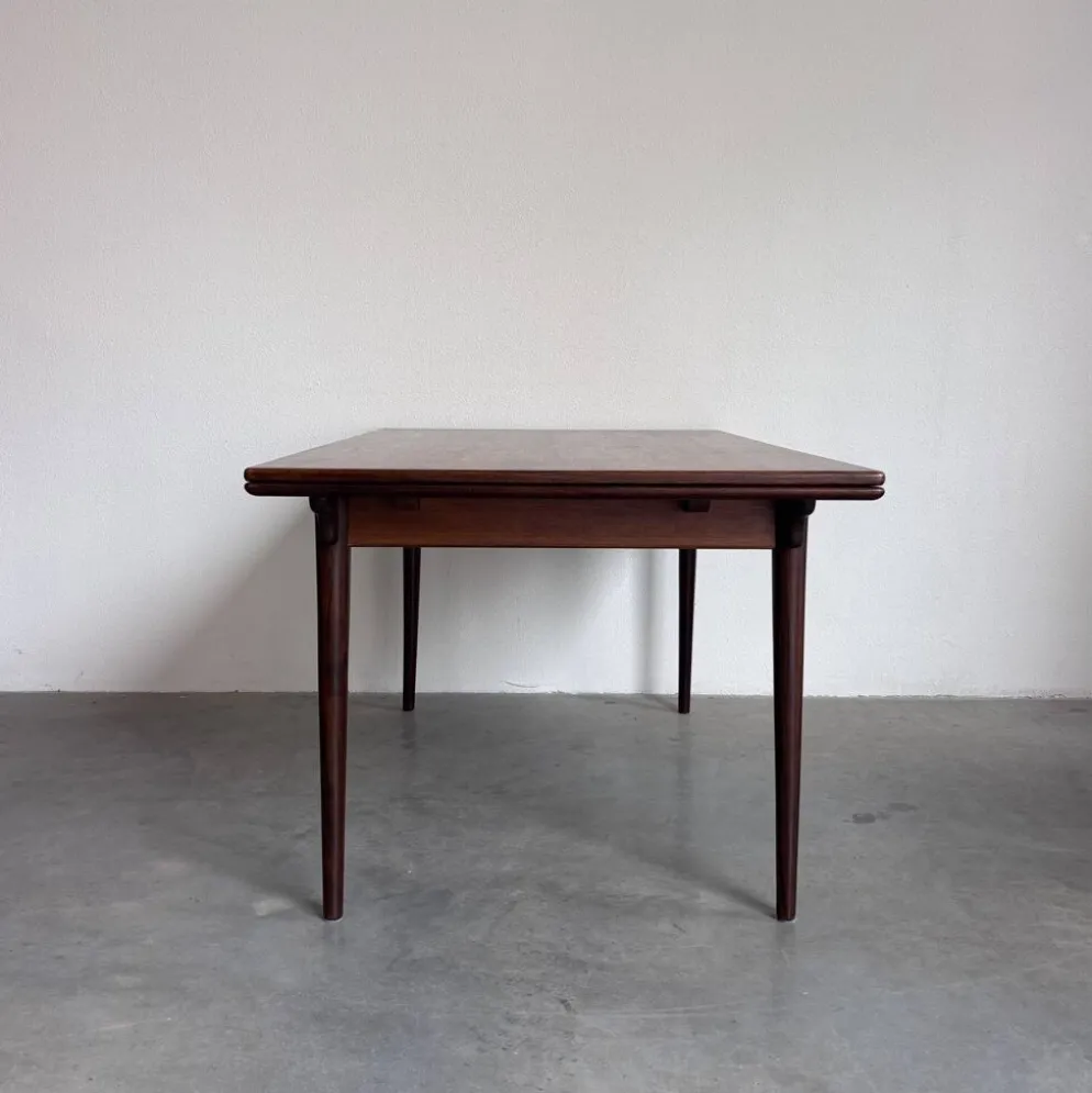 Table à manger extensible vintage en palissandre Omann Jun