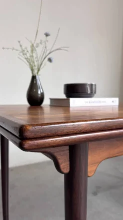 Table à manger extensible vintage en palissandre Omann Jun