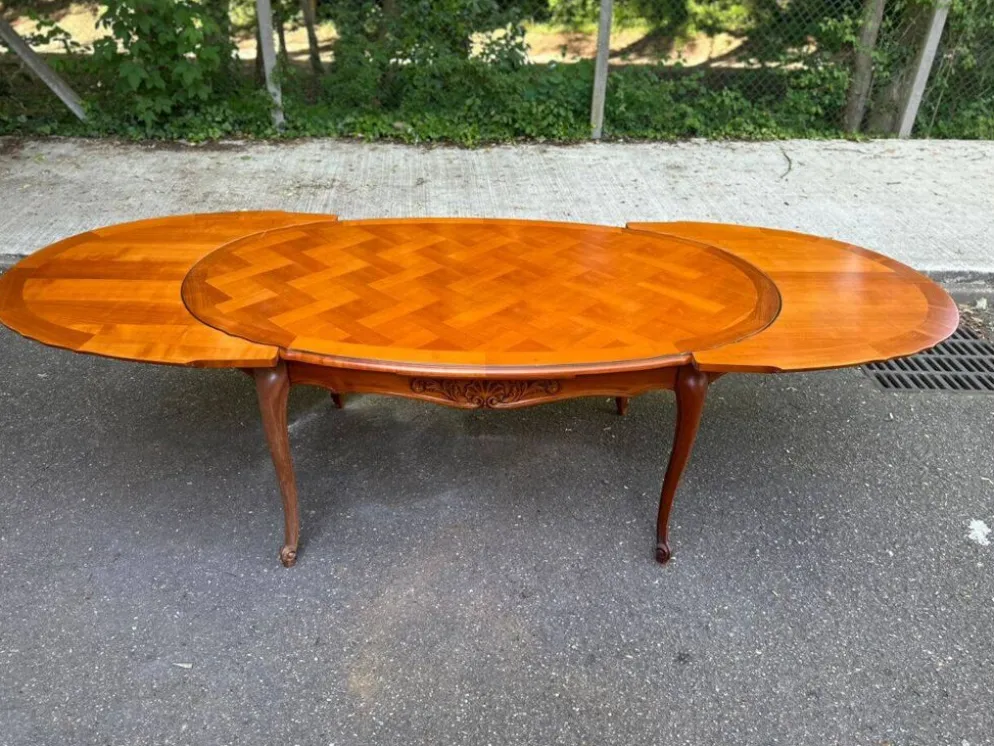 Table à manger Louis XV extensible ovale en bois massif marqueterie 270cm