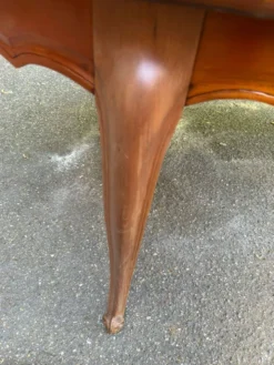 Table à manger Louis XV extensible ovale en bois massif marqueterie 270cm