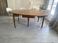Table à manger Louis XVI pour 6
