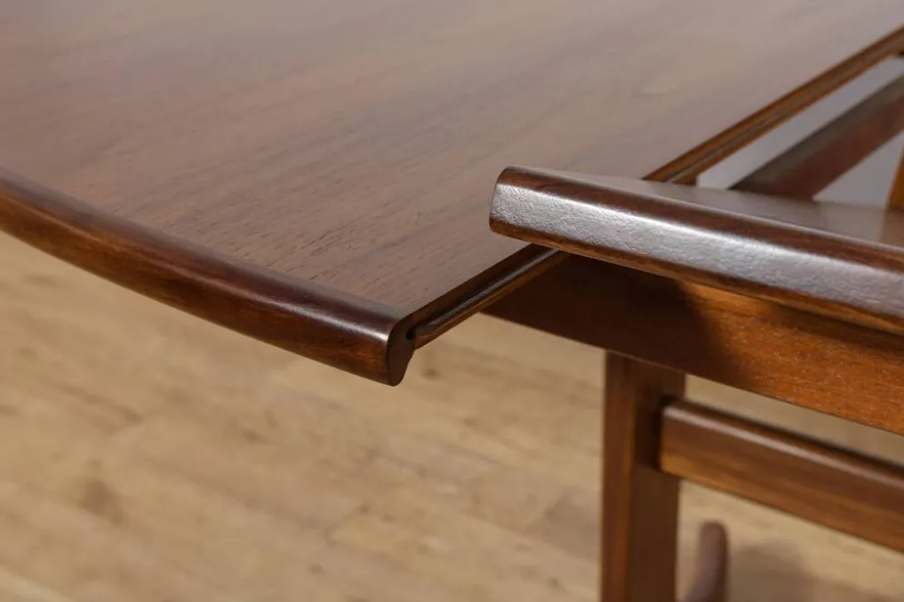 Table à manger ovale de style mid-century en teck de G-Plan, Royaume-Uni, années 1960.
