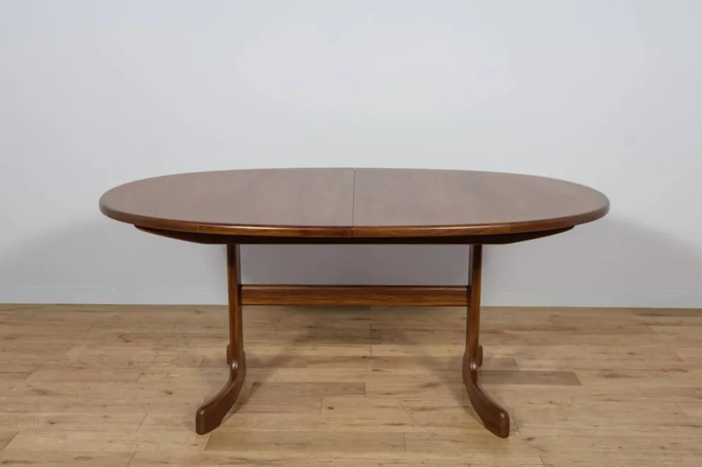 Table à manger ovale de style mid-century en teck de G-Plan, Royaume-Uni, années 1960.