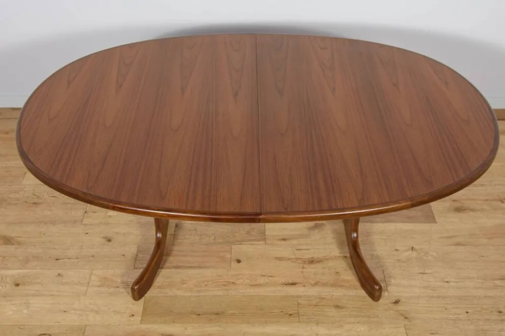 Table à manger ovale de style mid-century en teck de G-Plan, Royaume-Uni, années 1960.