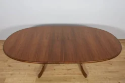 Table à manger ovale de style mid-century en teck de G-Plan, Royaume-Uni, années 1960.
