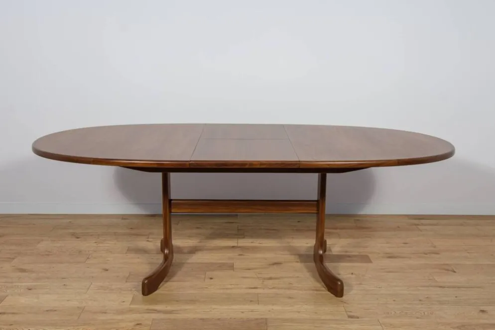 Table à manger ovale de style mid-century en teck de G-Plan, Royaume-Uni, années 1960.