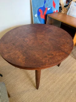 Table à manger ovale extensible en bois et placage en loupe de noyer