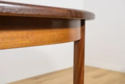 Table à manger ovale extensible en teck de style mid-century de G-Plan, Royaume-Uni, années 1960.