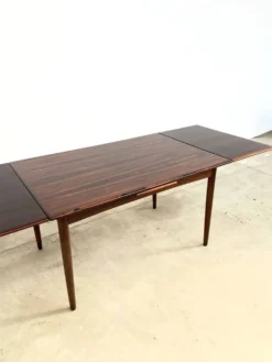 Table à manger palissandre à rallonges intégrées — Danemark, années 60