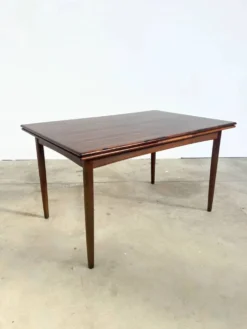 Table à manger palissandre à rallonges intégrées — Danemark, années 60