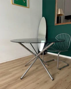 Table à manger plateau verre pieds chrome année 70