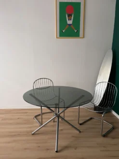Table à manger plateau verre pieds chrome année 70