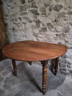 Table à manger pliante ancienne en merisier et noyer, France 1870–1900