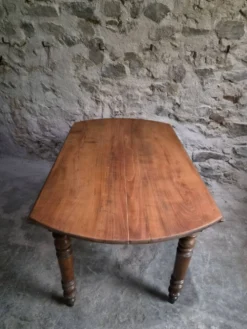 Table à manger pliante ancienne en merisier et noyer, France 1870–1900