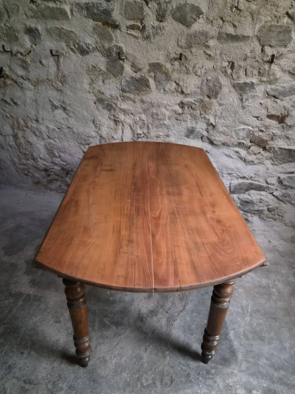 Table à manger pliante ancienne en merisier et noyer, France 1870–1900
