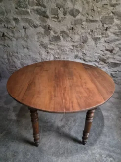 Table à manger pliante ancienne en merisier et noyer, France 1870–1900
