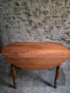 Table à manger pliante ancienne en merisier et noyer, France 1870–1900