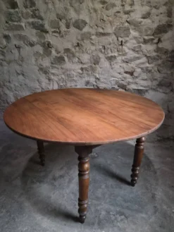 Table à manger pliante ancienne en merisier et noyer, France 1870–1900