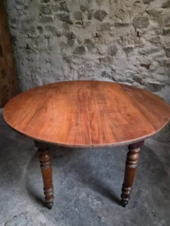 Table à manger pliante ancienne en merisier et noyer, France 1870–1900