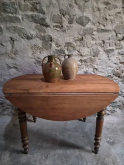 Table à manger pliante ancienne en merisier et noyer, France 1870–1900