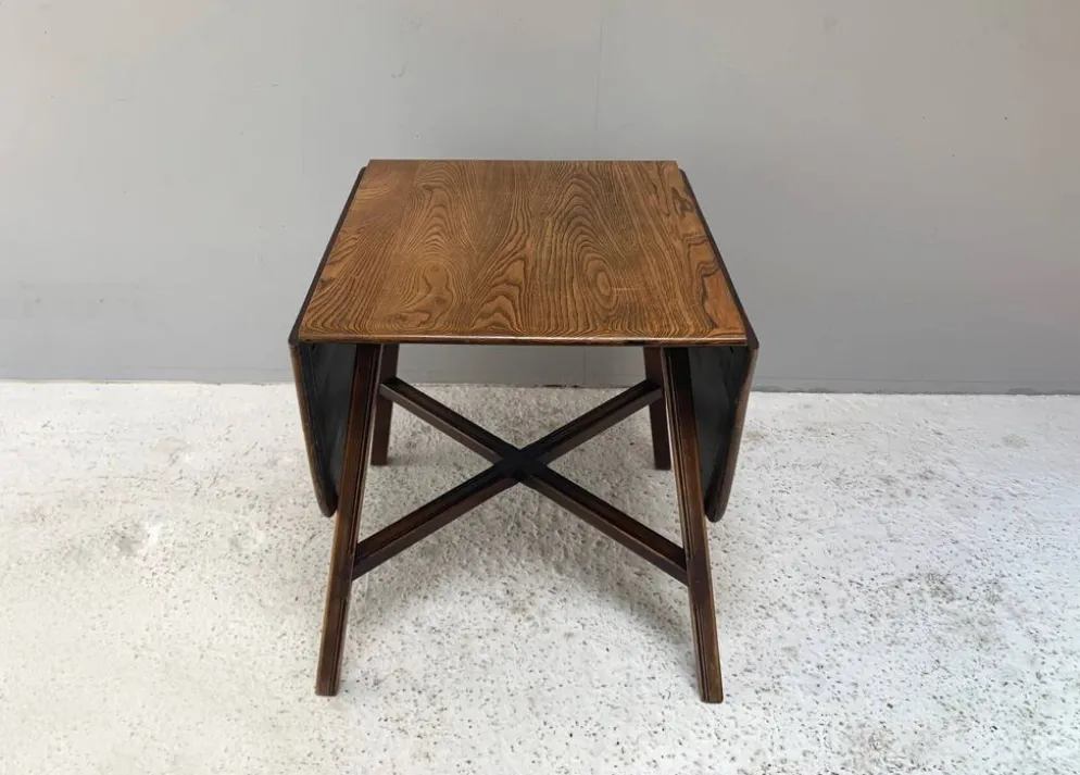 Table à manger à rabat Ercol Old Colonial 377 en bois d'orme, étiquette bleue, années 1950.