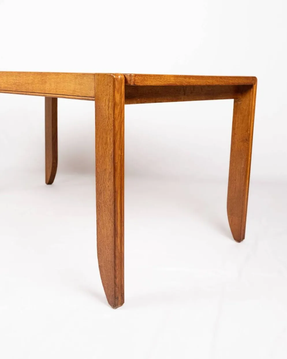 Table à manger à rallonges, modèle Calvados, Guillerme et Chambron, 1960s