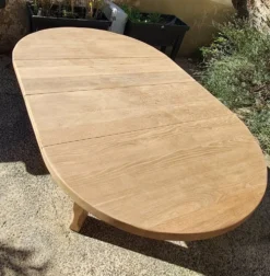 Table à manger ronde brutaliste chêne massif De Puydt – Extensible 120/200