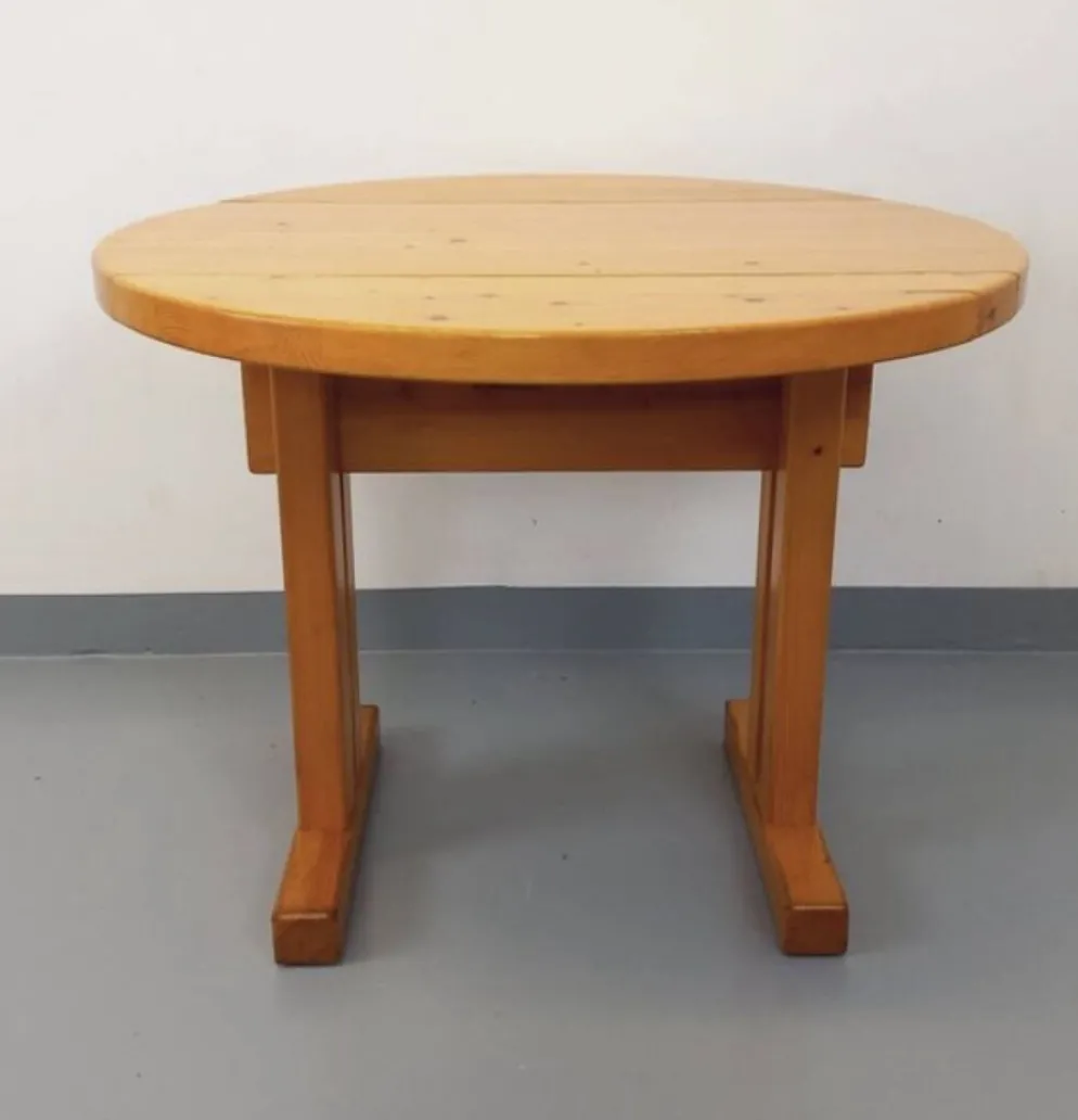 Table à manger ronde Charlotte Perriand les Arcs