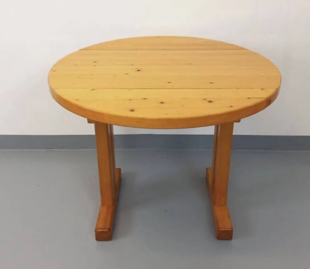 Table à manger ronde Charlotte Perriand les Arcs