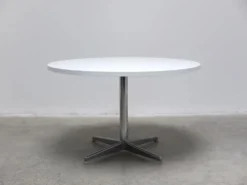 Table à manger ronde de l'ère spatiale, années 1970