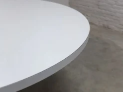 Table à manger ronde de l'ère spatiale, années 1970