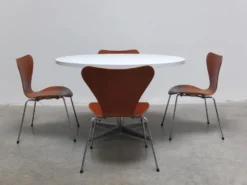 Table à manger ronde de l'ère spatiale, années 1970