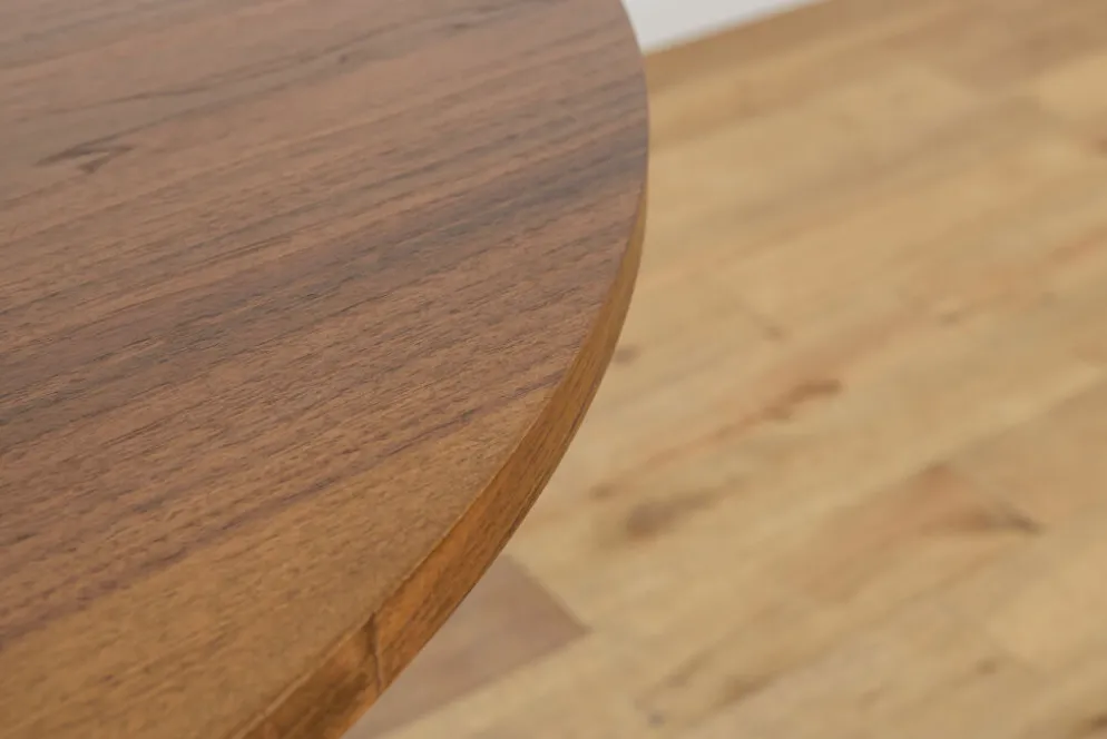 Table à manger ronde en noyer du milieu du siècle, Danemark, années 1970