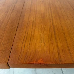 Table à manger ronde en teck Silkeborg avec extensions