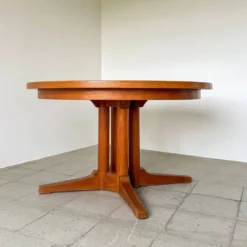 Table à manger ronde en teck Silkeborg avec extensions