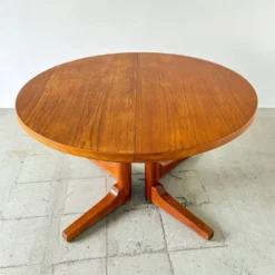Table à manger ronde en teck Silkeborg avec extensions