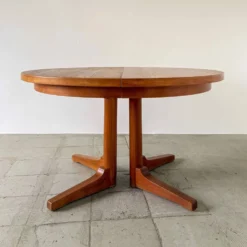 Table à manger ronde en teck Silkeborg avec extensions