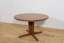 Table à manger ronde extensible en teck du milieu du siècle, Danemark, années 1960