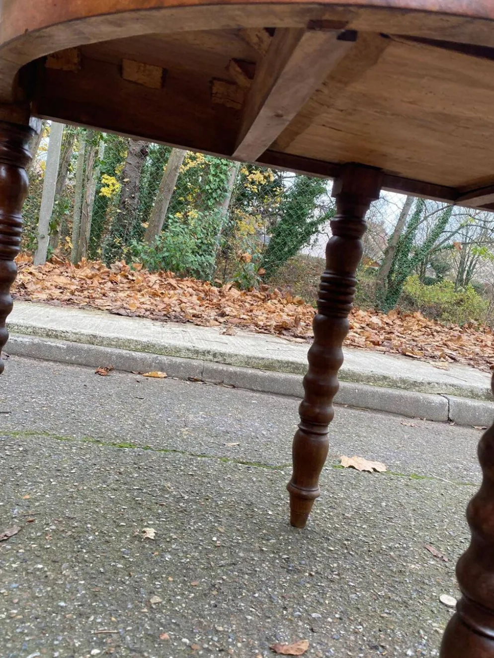 Table à manger ronde extensible par abattant console du 19ème