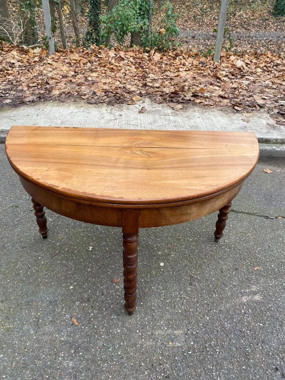 Table à manger ronde extensible par abattant console du 19ème