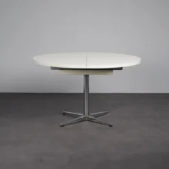 Table à manger ronde extensible par Pastoe, Pays-Bas, années 1970