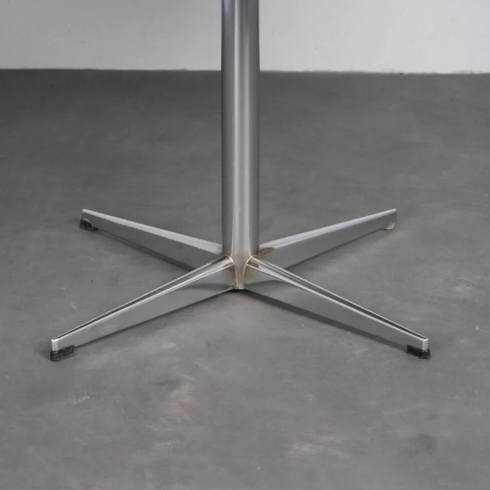 Table à manger ronde extensible par Pastoe, Pays-Bas, années 1970